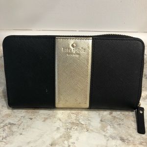 Kate Spade Black and Gold Wallet
